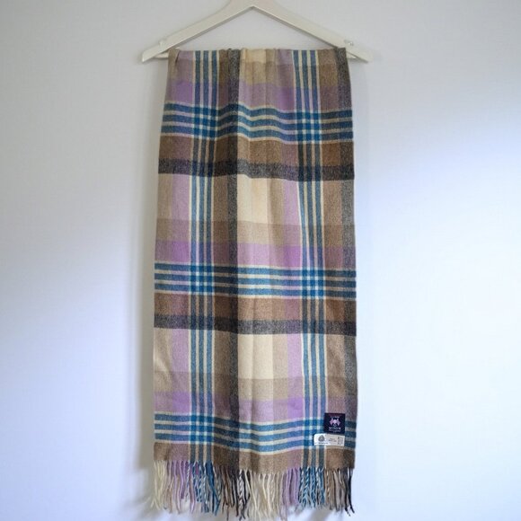 UNISEX J.Crew x MOON England Pure Merino Wool Plaid Scarf ✨ - Picture 4 of 8